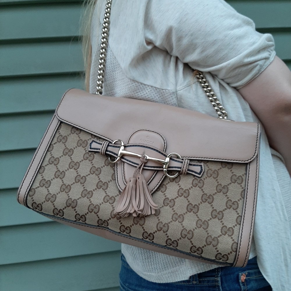 Gucci Emily Chain Flap Bag GG Canvas Medium